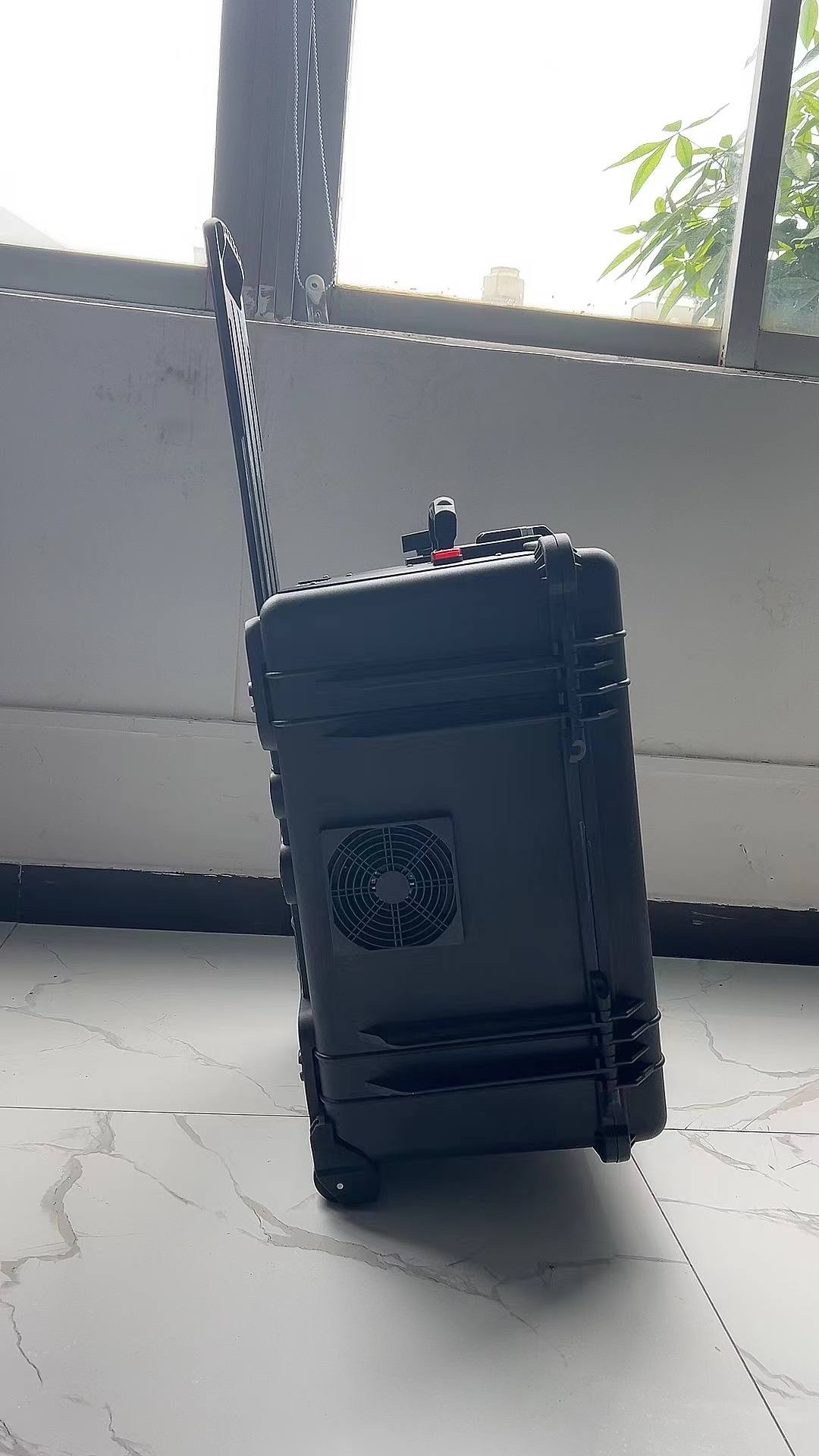 王屋镇手拉箱型移动通信干扰器